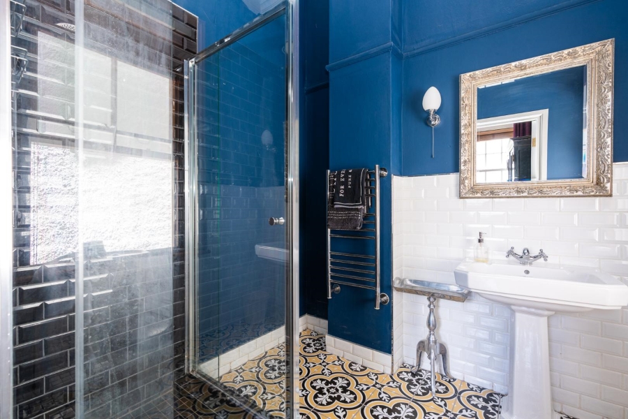 4 Bedroom Property for Sale in Oranjezicht Western Cape